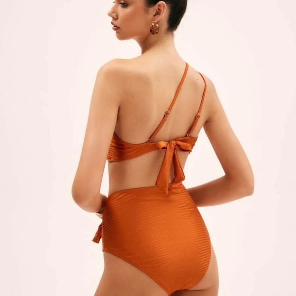 Bikini sets - Picture 2 of 4